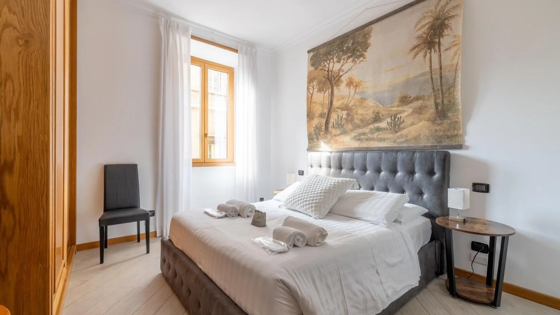 Quattro Fontane 2P - B&D Apartments Rome Italy