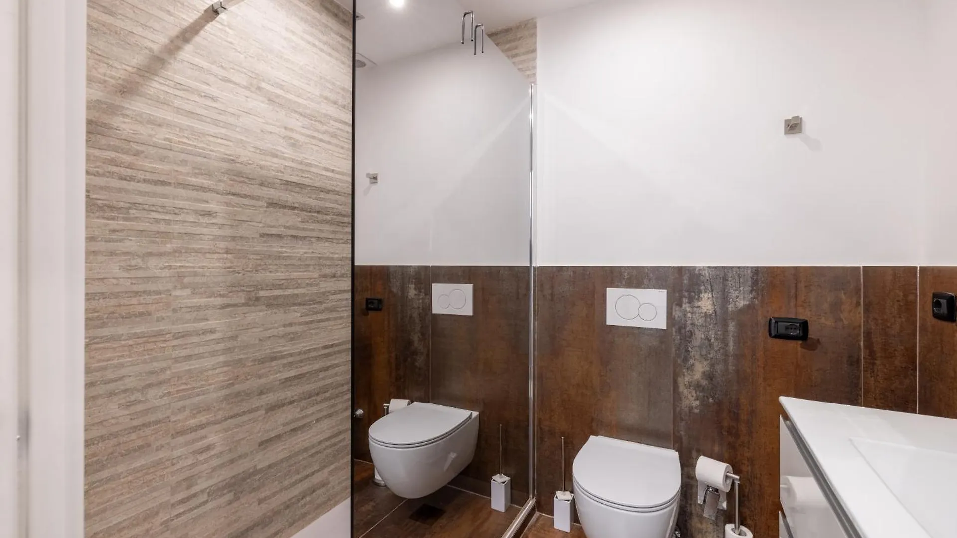 Quattro Fontane 2P - B&D Apartments Rome Italy