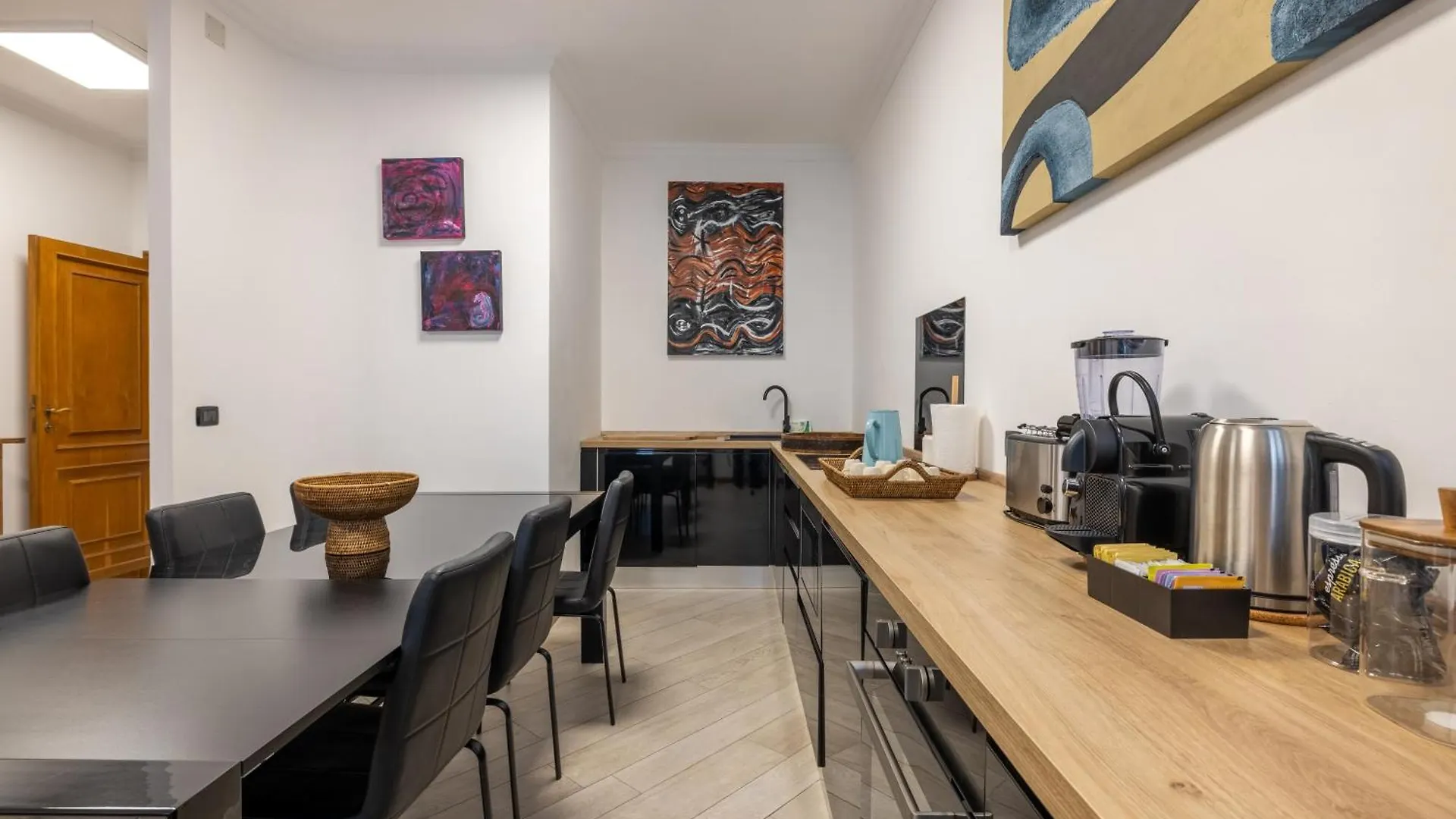 Quattro Fontane 2P - B&D Apartments Rome 0*,