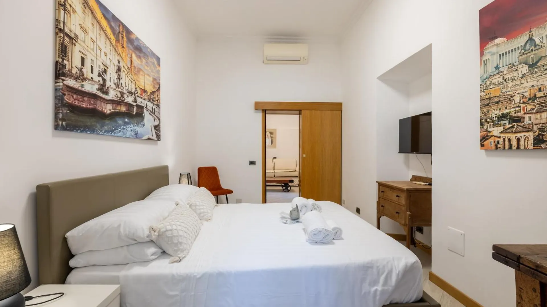 Quattro Fontane 2P - B&D Apartments Rome Italy